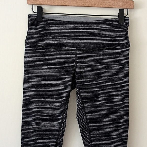 lululemon athletica Womens 6 Leggings Activewear Athleisure Workout Yoga - Picture 3 of 7